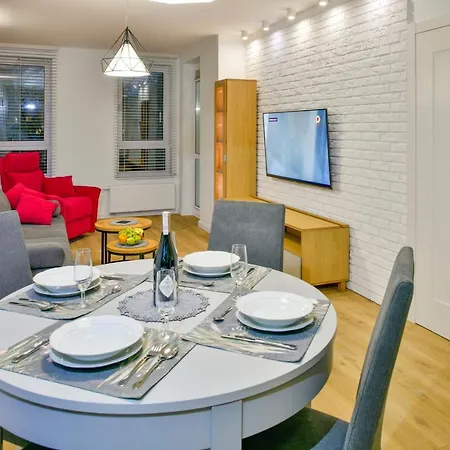 Apartament Sloneczny Platany Апартаменты Колобжег